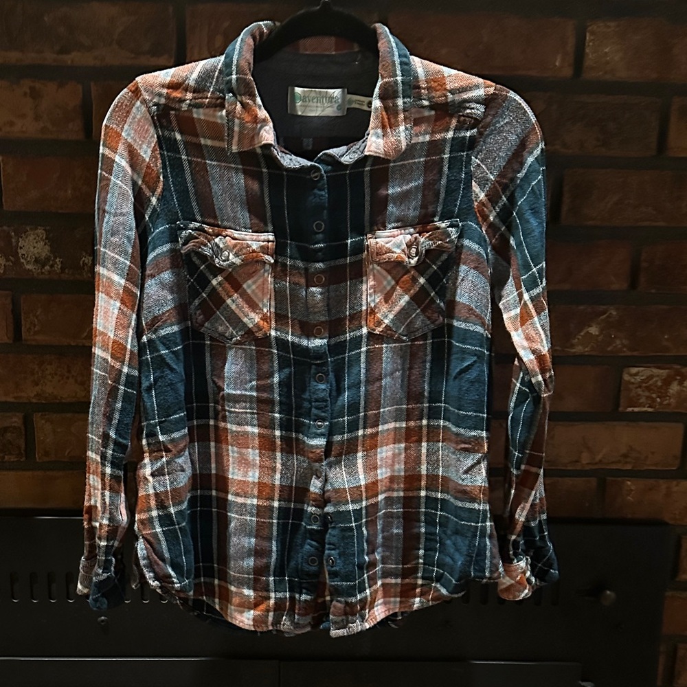 Aventura Women's Blue and Brown Plaid Blouse